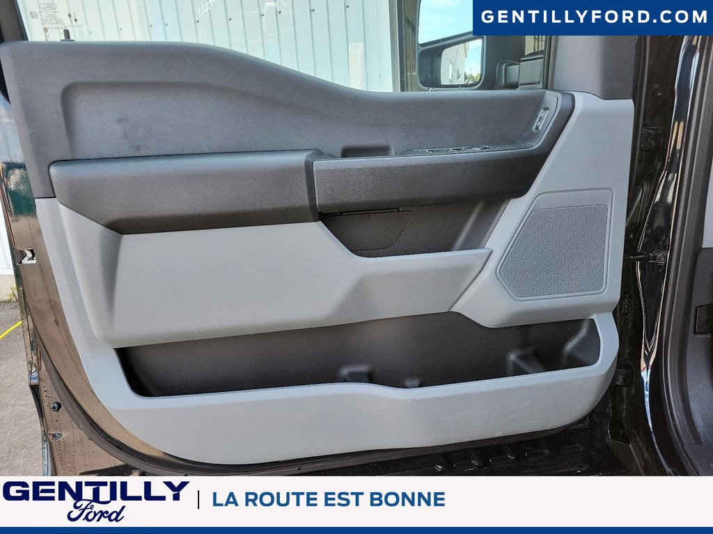Ford Super Duty F-250 SRW XL 2025 à Bécancour (Secteur Gentilly), Québec - 10 - w1024h768px
