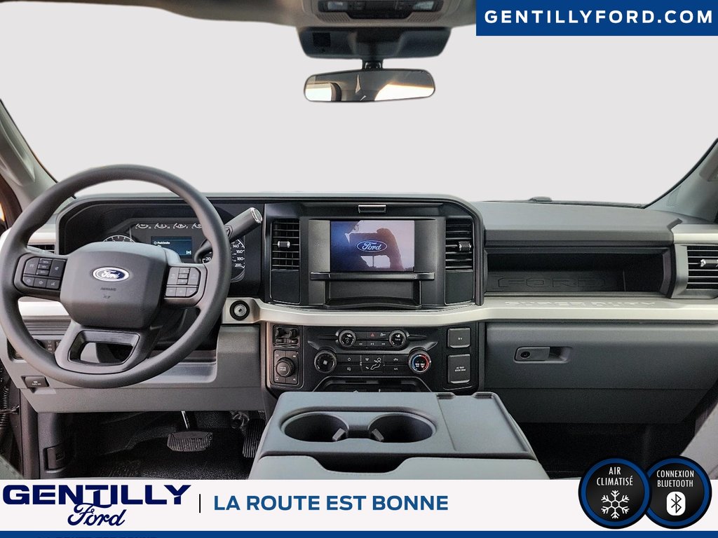 2025 Ford Super Duty F-350 SRW XL in Bécancour (Gentilly Sector), Quebec - 9 - w1024h768px