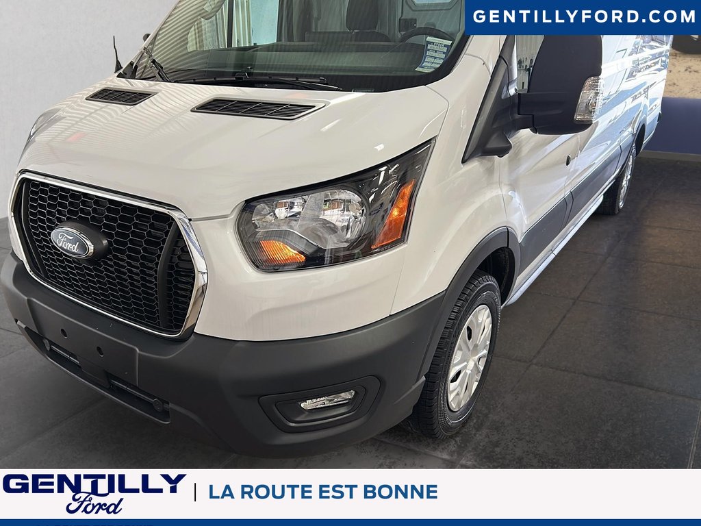 2024 Ford Transit Cargo Van in Bécancour (Gentilly Sector), Quebec - 1 - w1024h768px