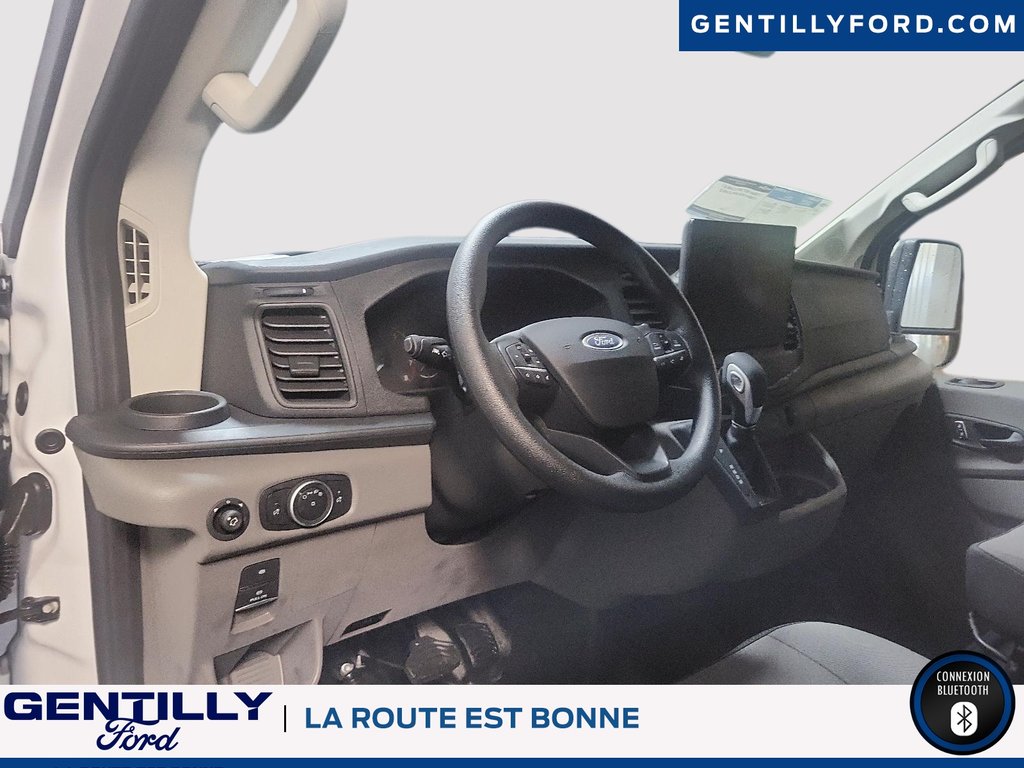 Ford Transit Cargo Van  2025 à Bécancour (Secteur Gentilly), Québec - 12 - w1024h768px
