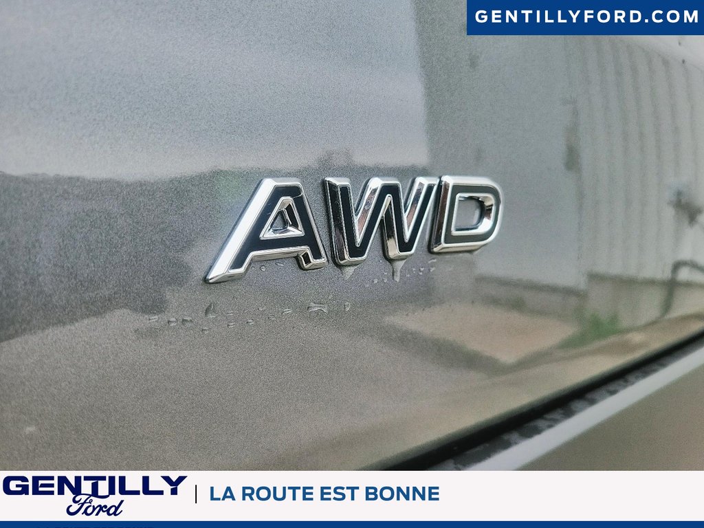 2025 Ford Transit Cargo Van in Bécancour (Gentilly Sector), Quebec - 8 - w1024h768px