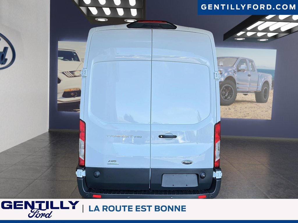 2025 Ford Transit Cargo Van in Bécancour (Gentilly Sector), Quebec - 3 - w1024h768px
