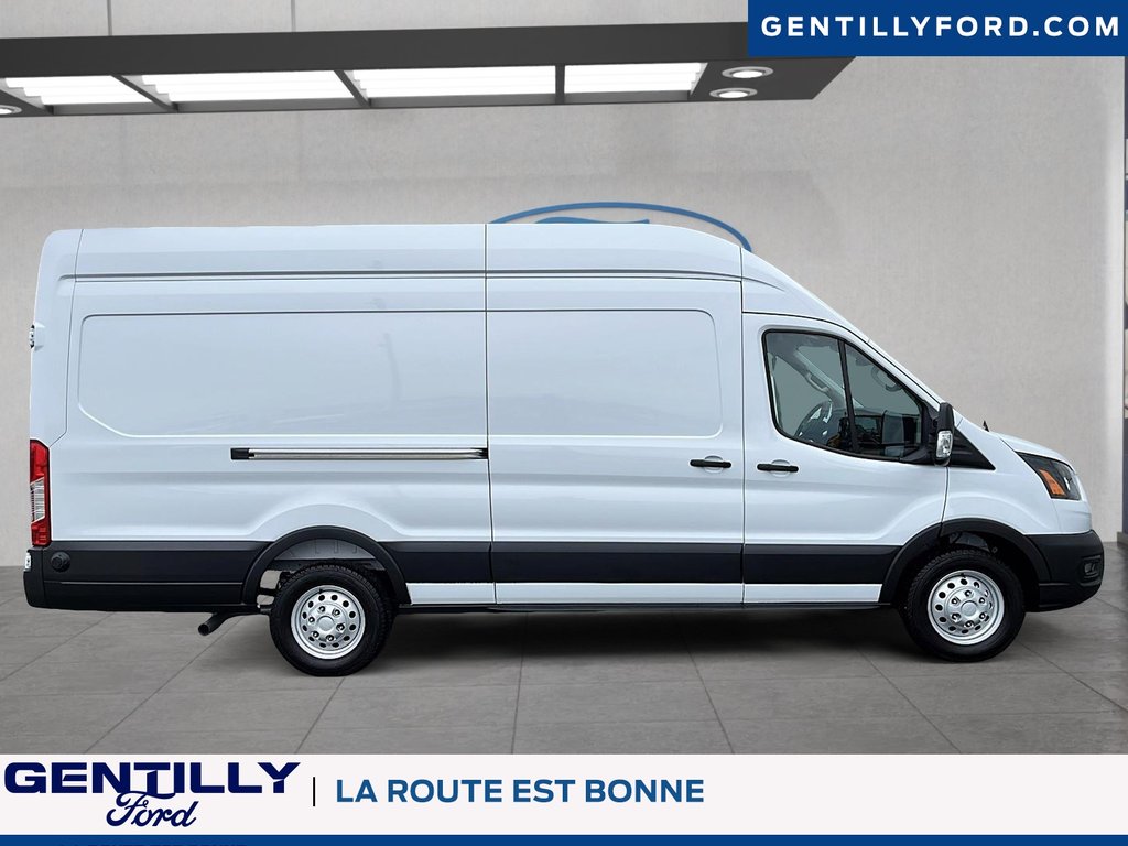 Ford Transit Cargo Van  2025 à Bécancour (Secteur Gentilly), Québec - 6 - w1024h768px