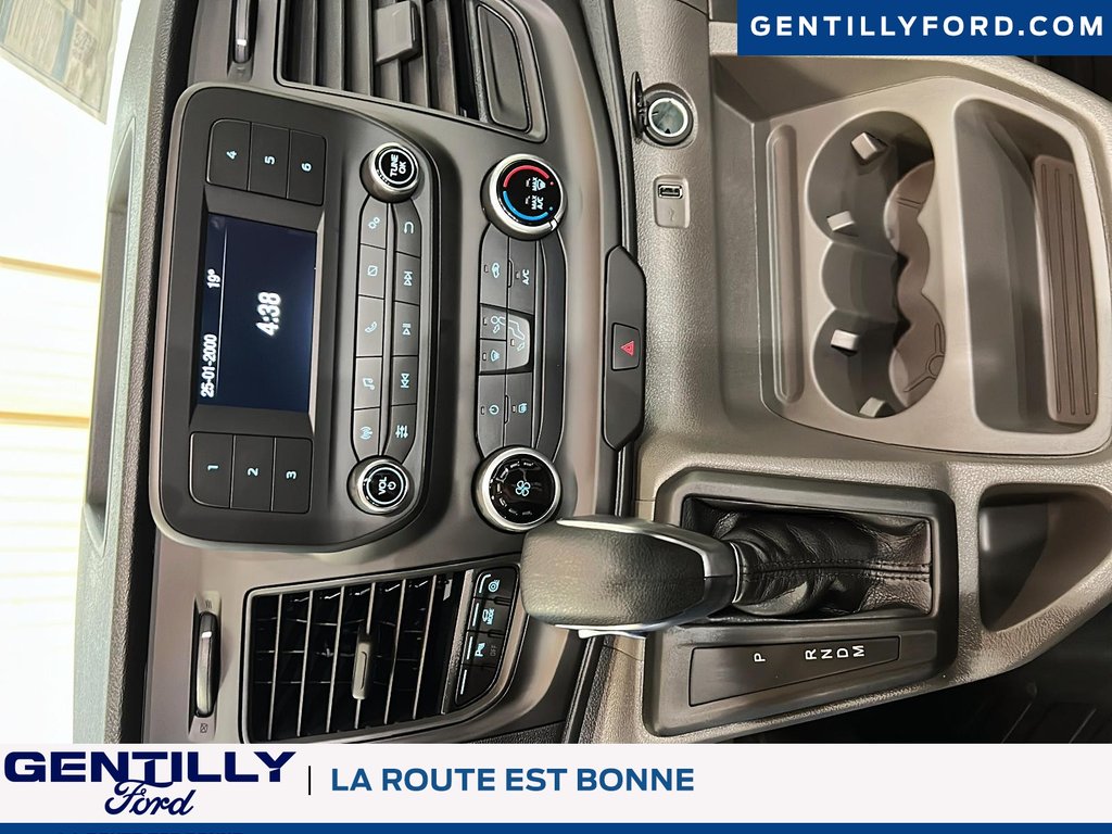 2025 Ford Transit Cargo Van in Bécancour (Gentilly Sector), Quebec - 15 - w1024h768px