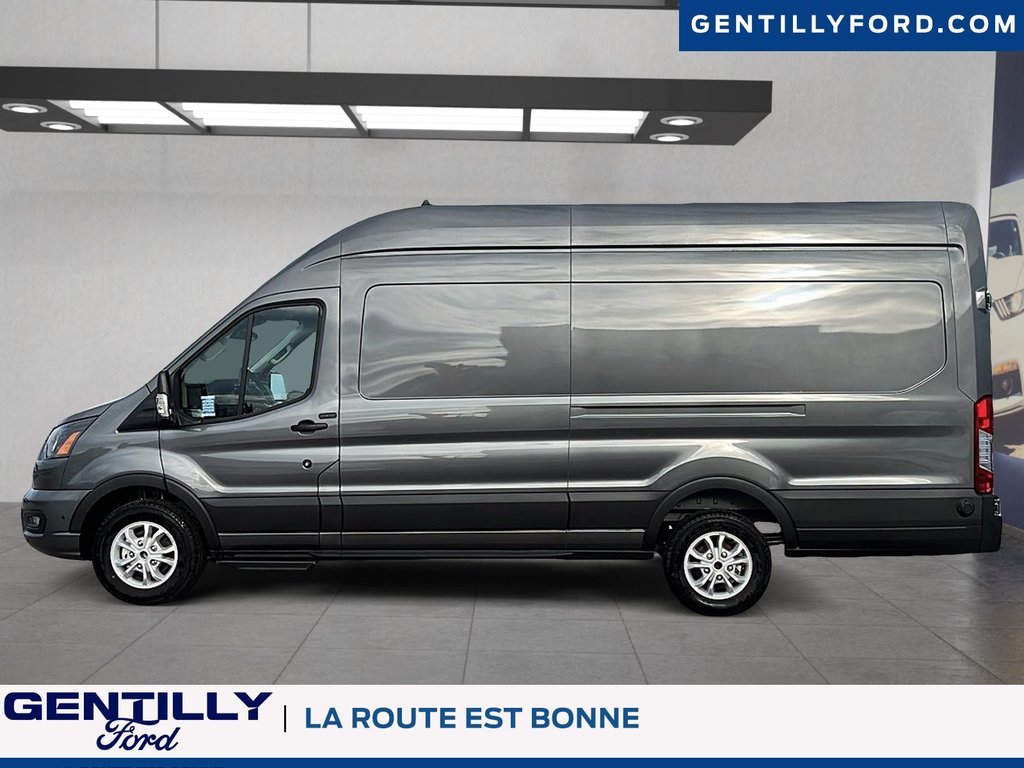 Ford Transit Cargo Van  2025 à Bécancour (Secteur Gentilly), Québec - 5 - w1024h768px