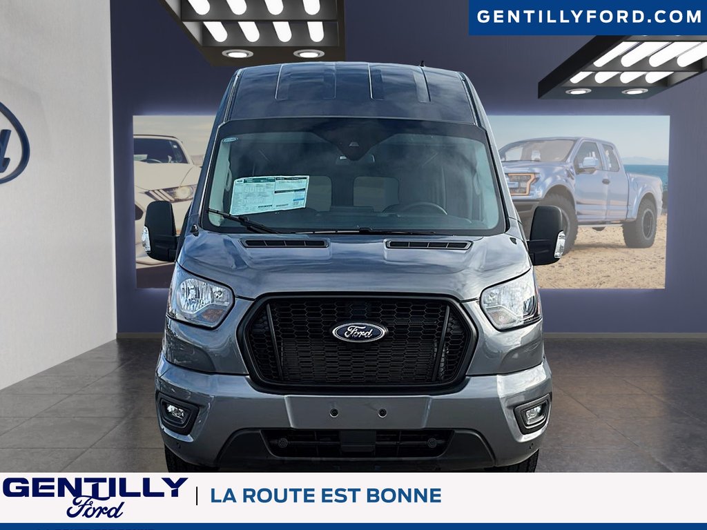 Ford Transit Cargo Van  2025 à Bécancour (Secteur Gentilly), Québec - 2 - w1024h768px