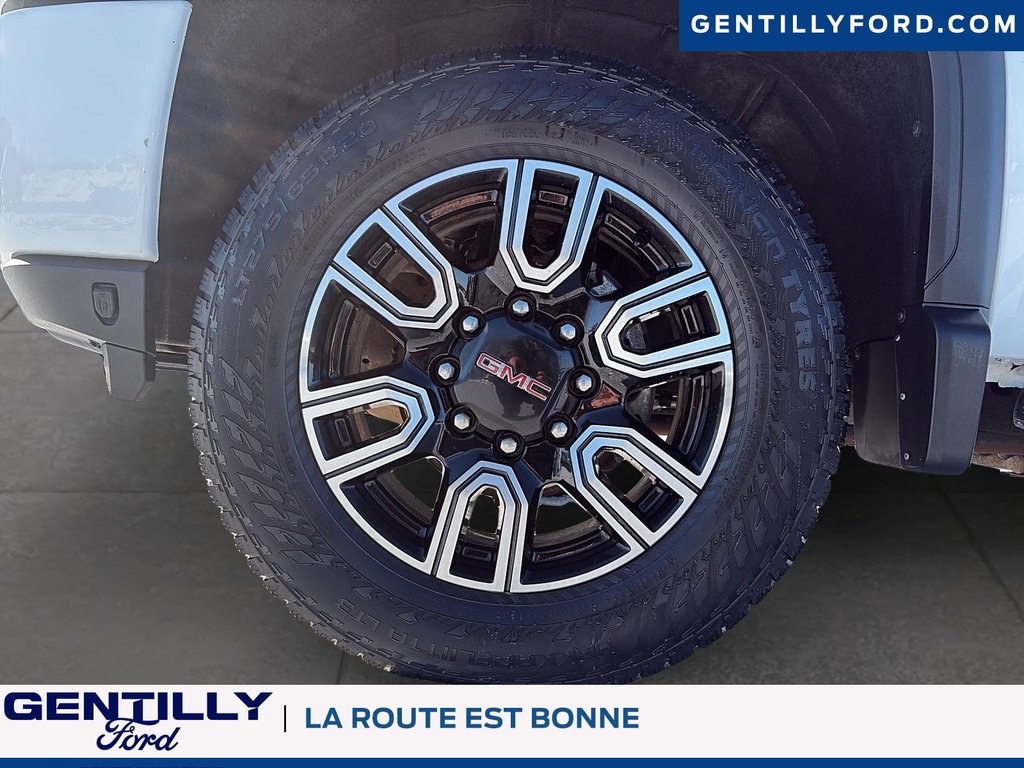 2023 GMC Sierra 2500HD AT4 in Bécancour (Gentilly Sector), Quebec - 7 - w1024h768px