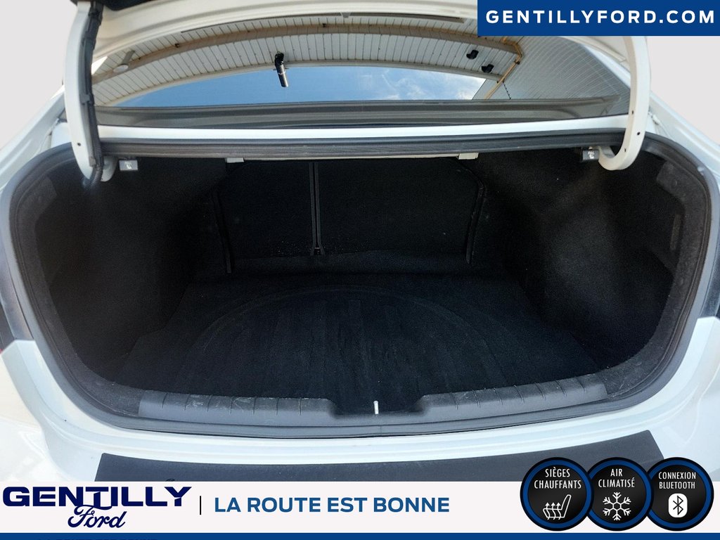 2019 Hyundai Elantra Sport in Bécancour (Gentilly Sector), Quebec - 6 - w1024h768px