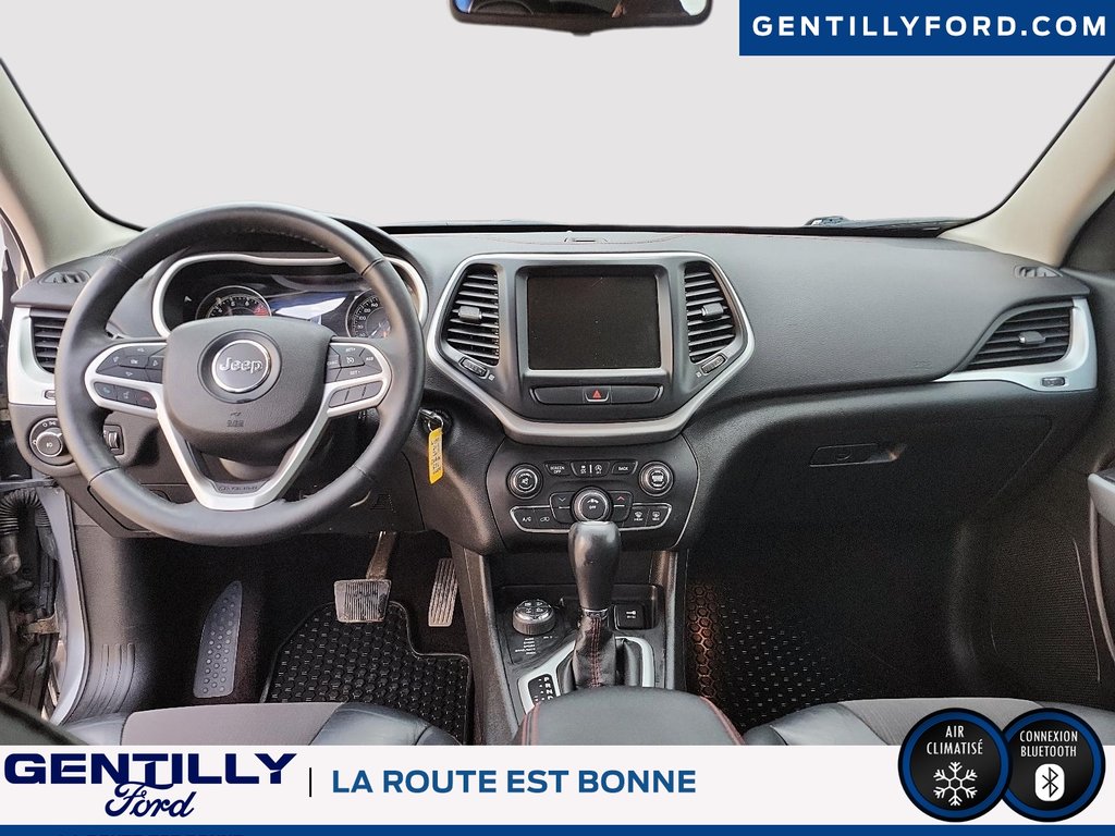 2017 Jeep Cherokee Trailhawk in Bécancour (Gentilly Sector), Quebec - 9 - w1024h768px