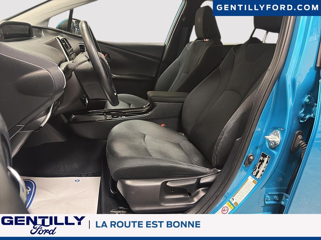 2021 Toyota Prius Prime in Bécancour (Gentilly Sector), Quebec - 9 - w1024h768px
