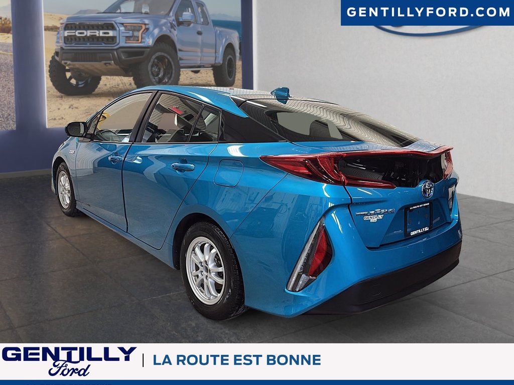 2021 Toyota Prius Prime in Bécancour (Gentilly Sector), Quebec - 4 - w1024h768px