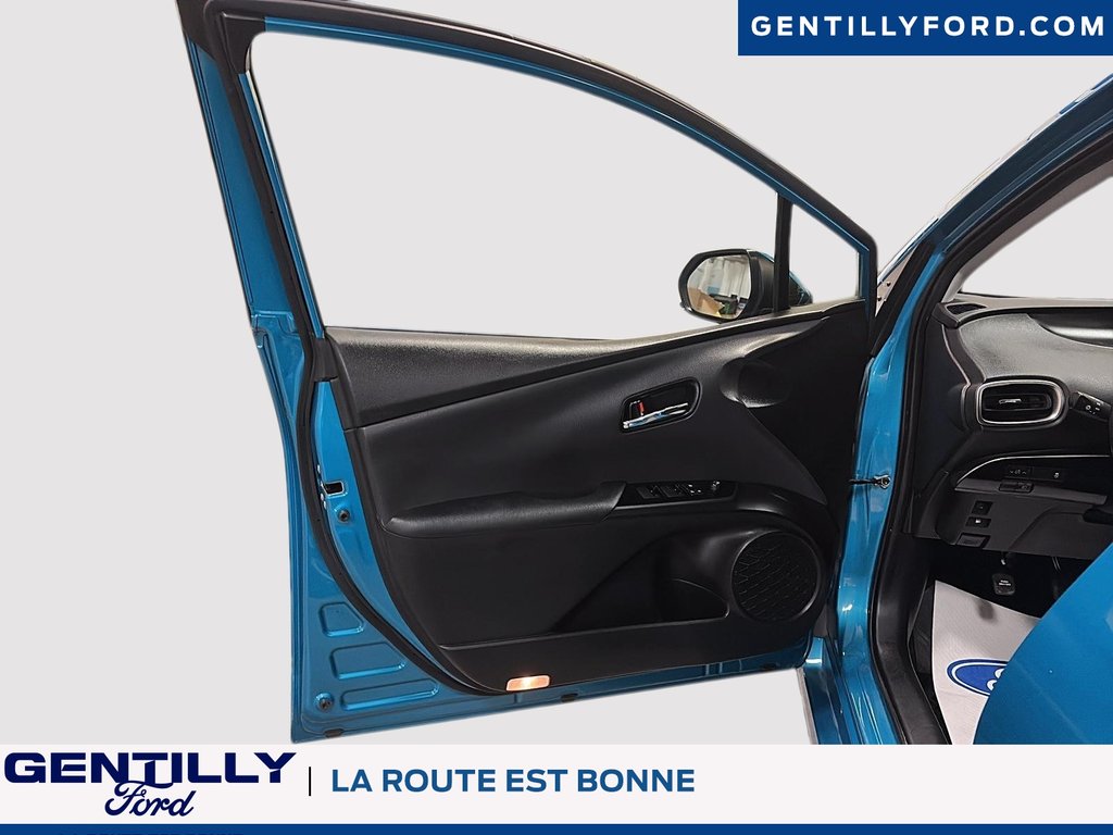 2021 Toyota Prius Prime in Bécancour (Gentilly Sector), Quebec - 11 - w1024h768px
