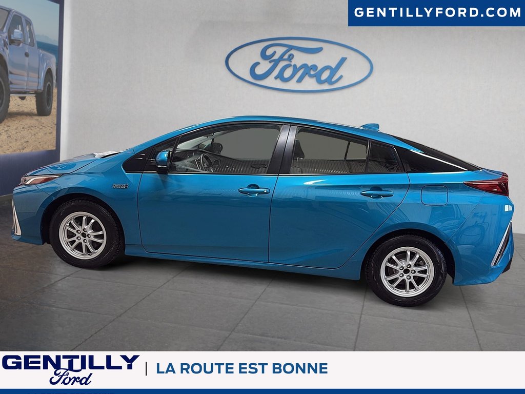 2021 Toyota Prius Prime in Bécancour (Gentilly Sector), Quebec - 5 - w1024h768px
