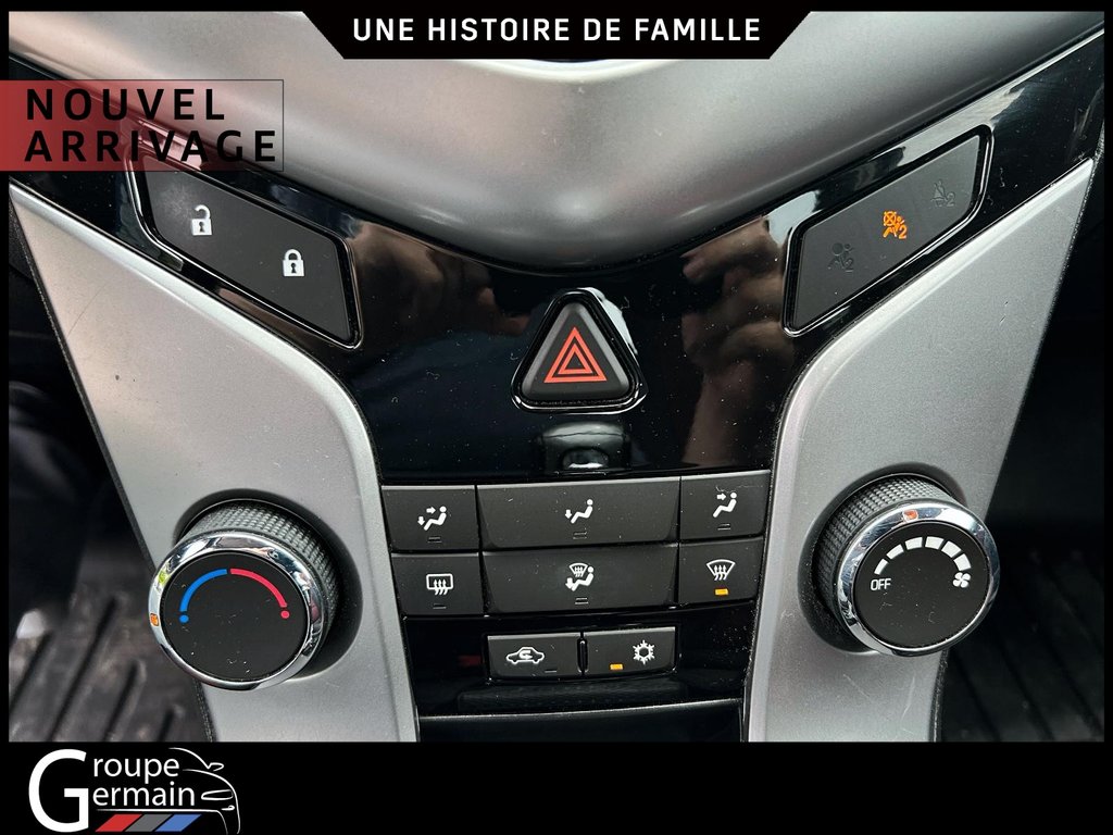 2013 Chevrolet Cruze in St-Raymond, Quebec - 11 - w1024h768px