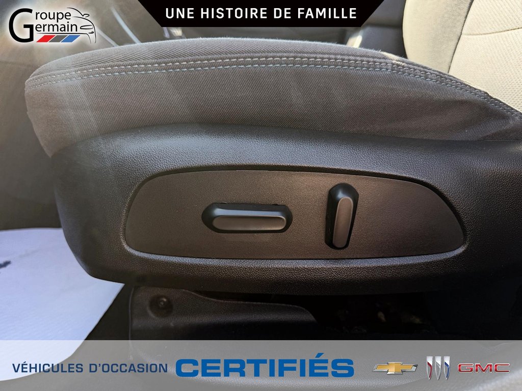 2018 Chevrolet CRUZE in St-Raymond, Quebec - 14 - w1024h768px