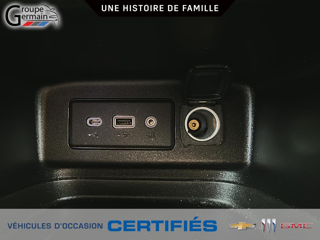 2020 Chevrolet Equinox in St-Raymond, Quebec - 29 - w1024h768px