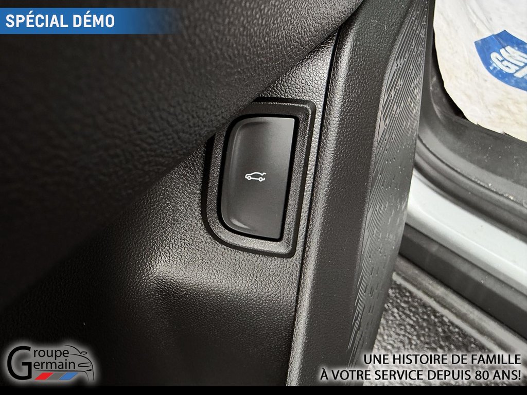 2026 Chevrolet Equinox in St-Raymond, Quebec - 19 - w1024h768px
