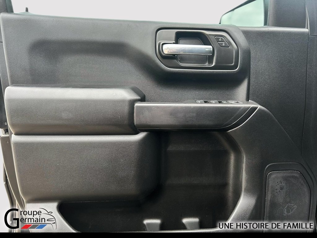 2021 Chevrolet Silverado 1500 à St-Raymond, Québec - 9 - w1024h768px