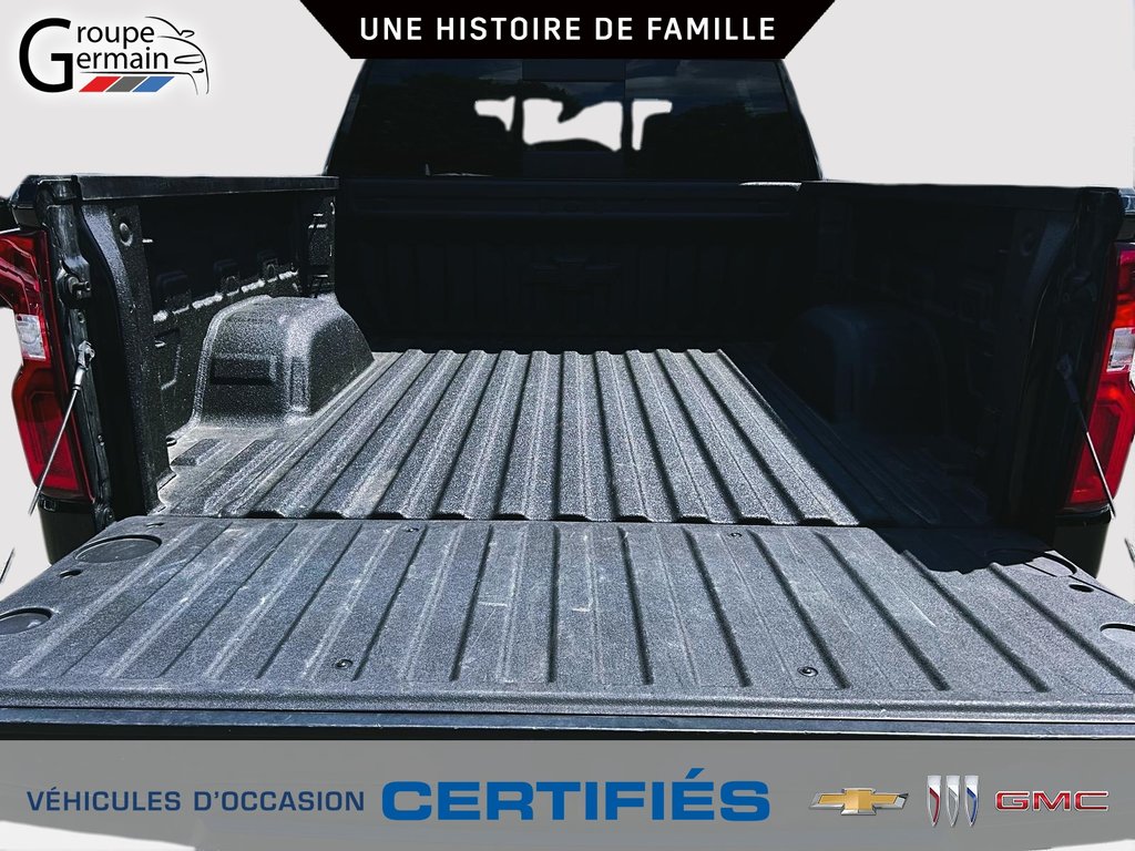 2022 Chevrolet Silverado 1500 in St-Raymond, Quebec - 10 - w1024h768px