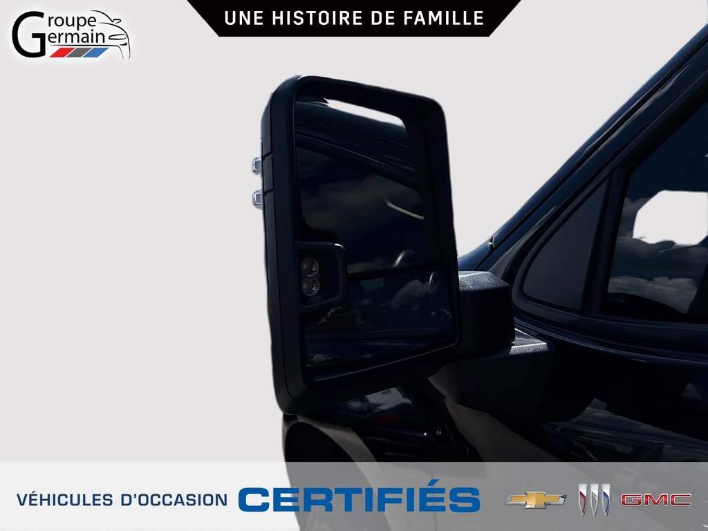 2022 Chevrolet Silverado 1500 in St-Raymond, Quebec - 12 - w1024h768px