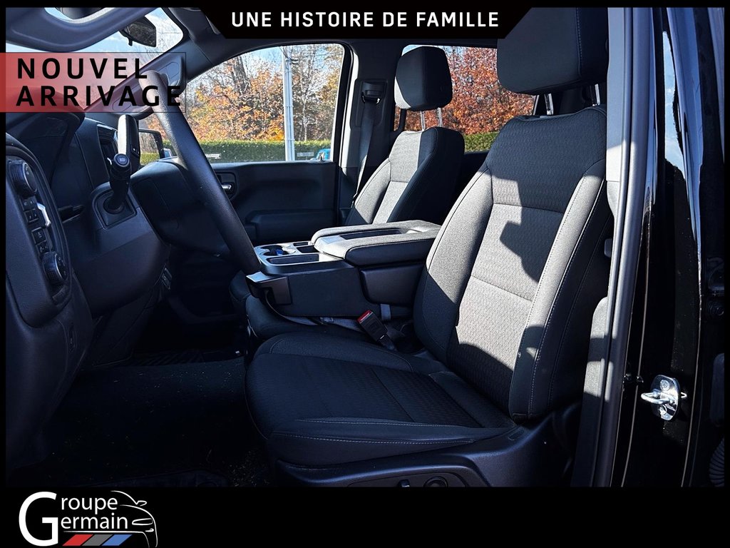 2022 Chevrolet Silverado 1500 in St-Raymond, Quebec - 13 - w1024h768px