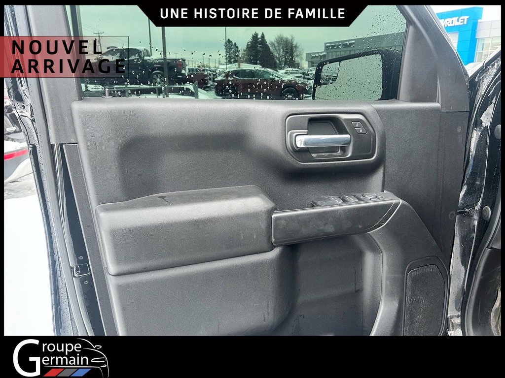 2022 Chevrolet Silverado 1500 in St-Raymond, Quebec - 8 - w1024h768px