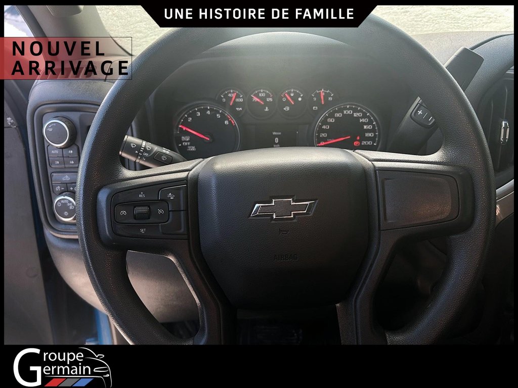 2022 Chevrolet Silverado 1500 in St-Raymond, Quebec - 24 - w1024h768px