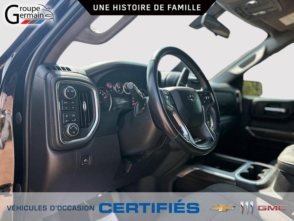 2022 Chevrolet Silverado 1500 à St-Raymond, Québec - 12 - w1024h768px