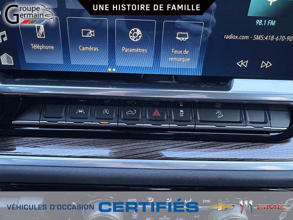 2022 Chevrolet Silverado 1500 in St-Raymond, Quebec - 30 - w1024h768px