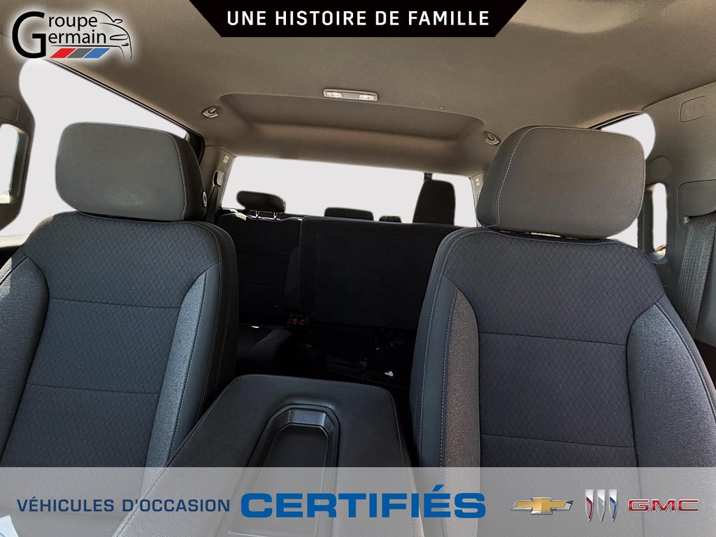 2022 Chevrolet Silverado 1500 in St-Raymond, Quebec - 14 - w1024h768px