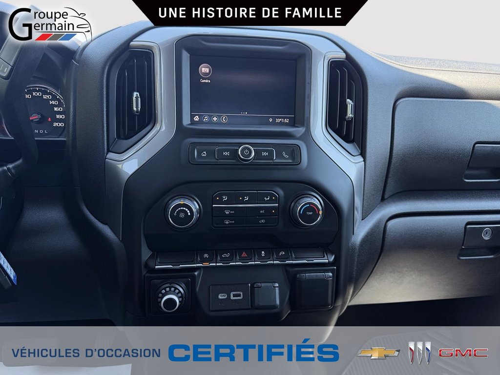 2022 Chevrolet Silverado 1500 in St-Raymond, Quebec - 26 - w1024h768px
