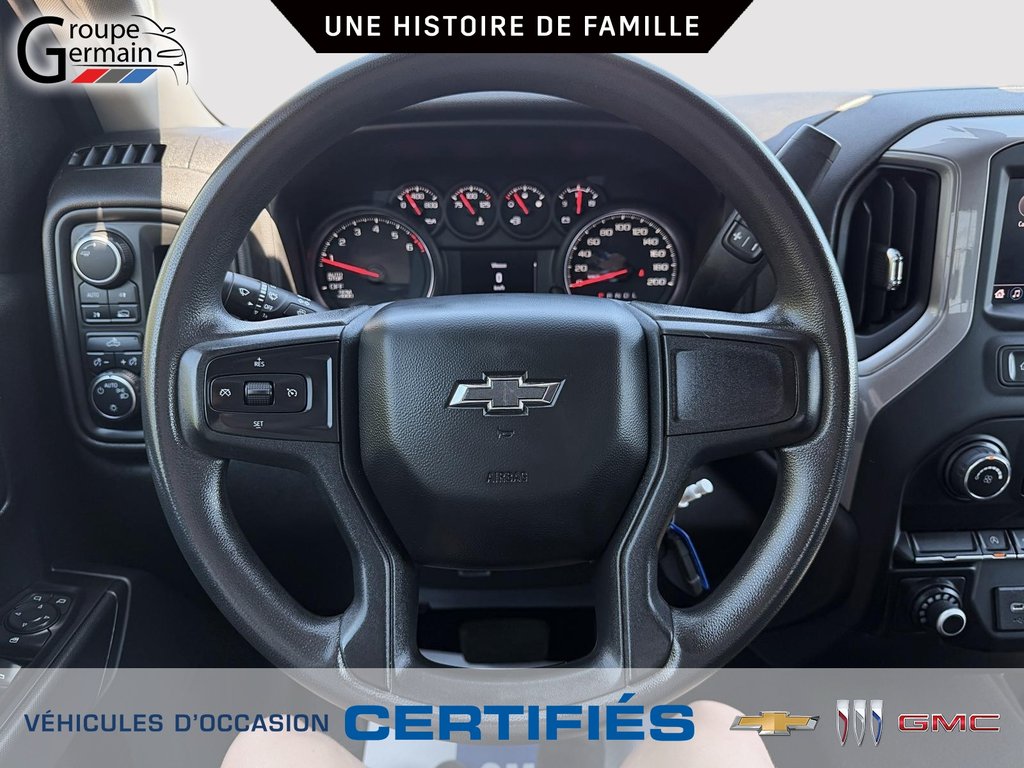 2022 Chevrolet Silverado 1500 in St-Raymond, Quebec - 21 - w1024h768px