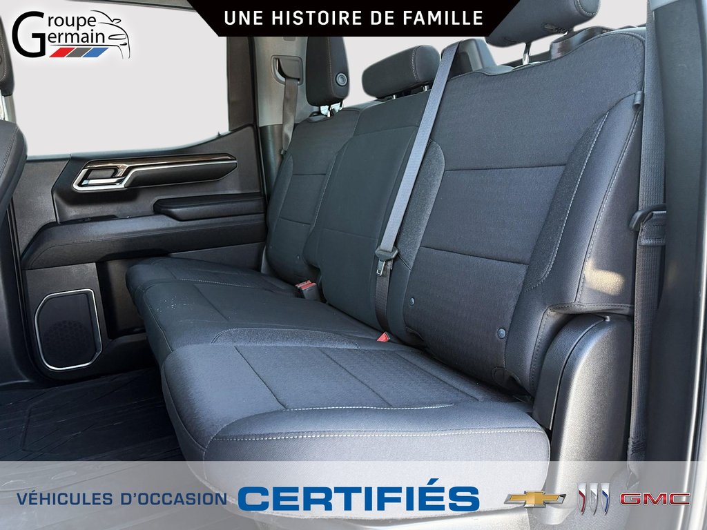 2023 Chevrolet Silverado 1500 in St-Raymond, Quebec - 19 - w1024h768px