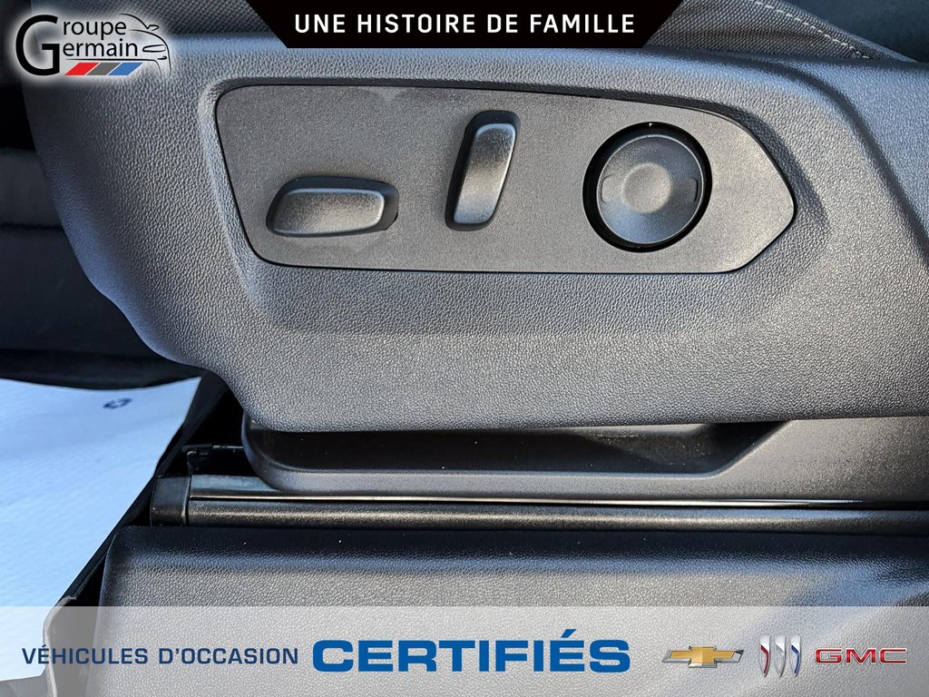 2023 Chevrolet Silverado 1500 in St-Raymond, Quebec - 18 - w1024h768px