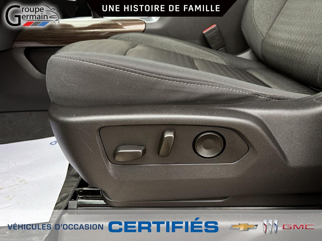 2024 Chevrolet Silverado 1500 in St-Raymond, Quebec - 17 - w1024h768px