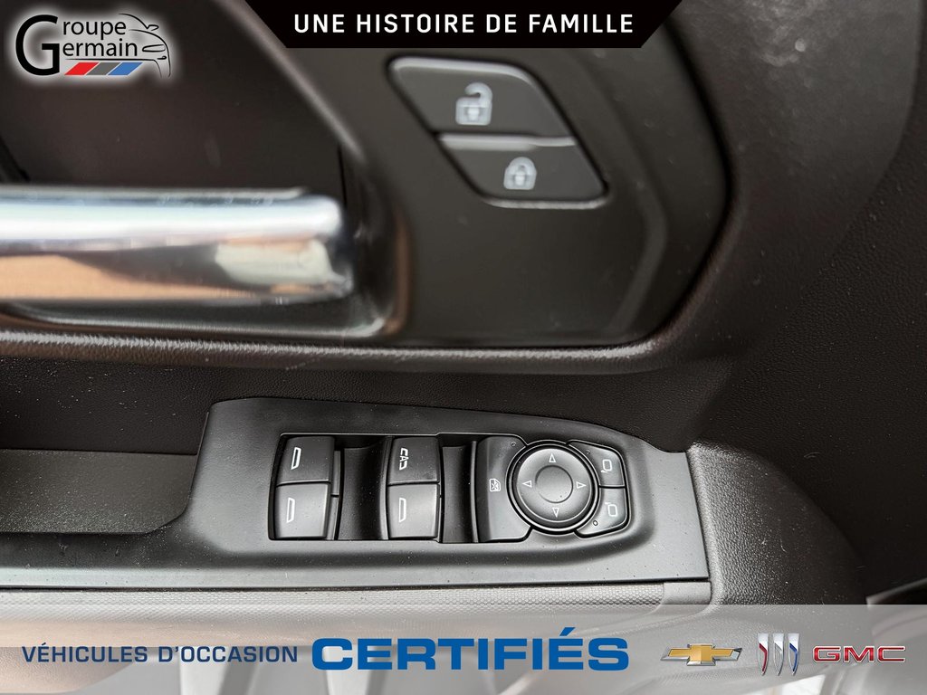 2024 Chevrolet Silverado 1500 in St-Raymond, Quebec - 17 - w1024h768px