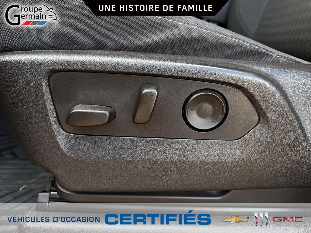 2024 Chevrolet Silverado 1500 in St-Raymond, Quebec - 16 - w1024h768px