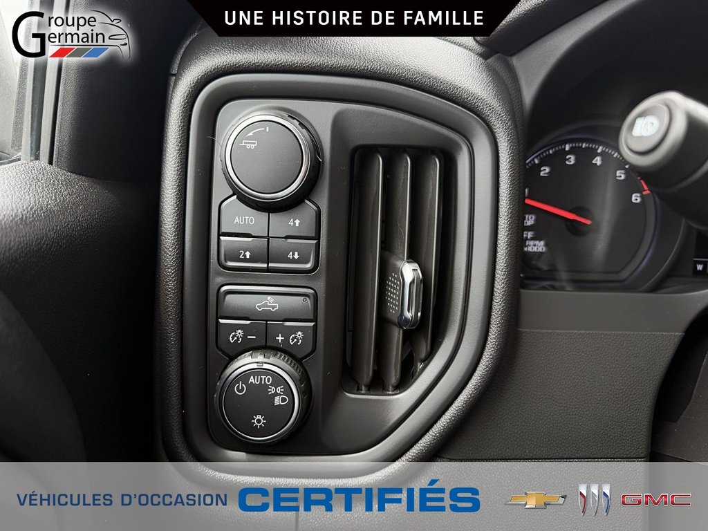 2024 Chevrolet Silverado 1500 in St-Raymond, Quebec - 24 - w1024h768px