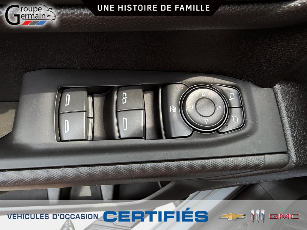 2024 Chevrolet Silverado 1500 in St-Raymond, Quebec - 19 - w1024h768px
