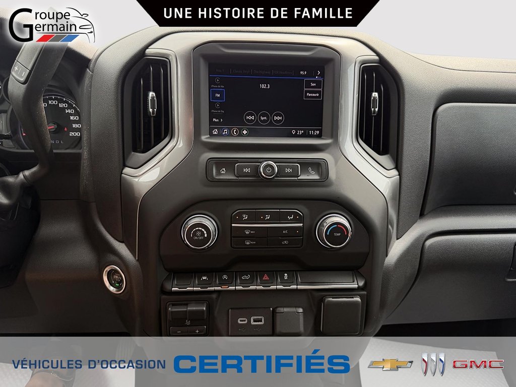 2024 Chevrolet Silverado 1500 in St-Raymond, Quebec - 25 - w1024h768px