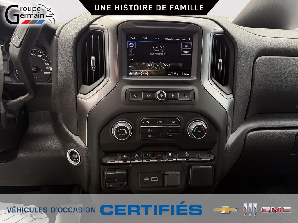 2024 Chevrolet Silverado 1500 in St-Raymond, Quebec - 23 - w1024h768px
