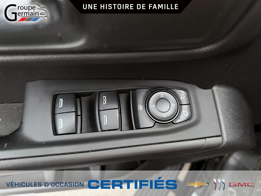 2024 Chevrolet Silverado 1500 in St-Raymond, Quebec - 27 - w1024h768px