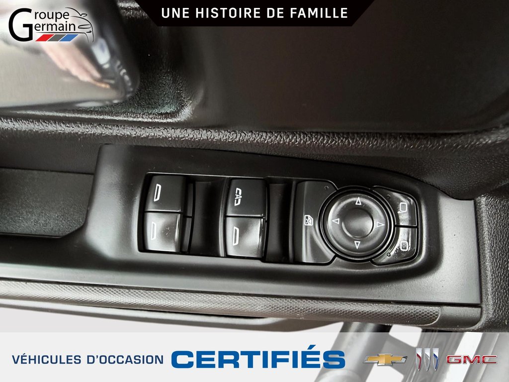 2024 Chevrolet Silverado 1500 à St-Raymond, Québec - 18 - w1024h768px