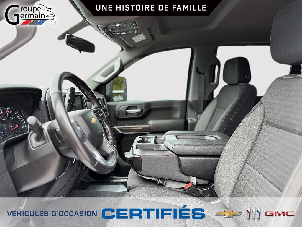 2022 Chevrolet Silverado 2500 in St-Raymond, Quebec - 48 - w1024h768px