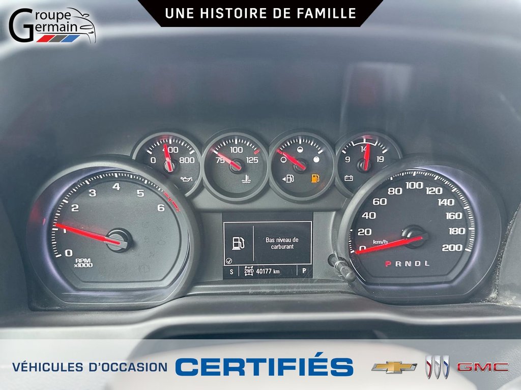 2022 Chevrolet Silverado 2500 in St-Raymond, Quebec - 14 - w1024h768px