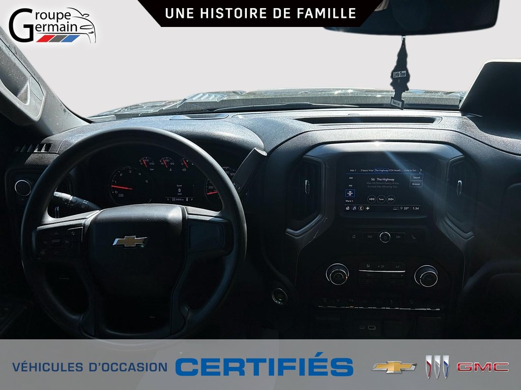 2024 Chevrolet Silverado 2500 in St-Raymond, Quebec - 21 - w1024h768px