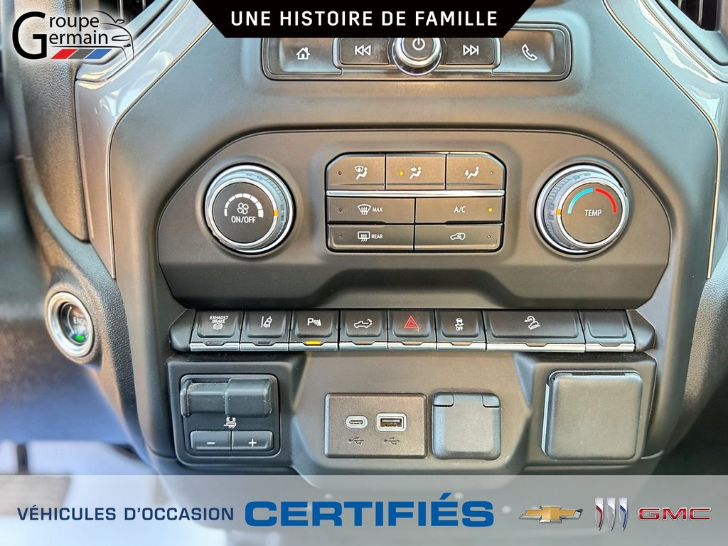 2024 Chevrolet Silverado 2500 in St-Raymond, Quebec - 20 - w1024h768px