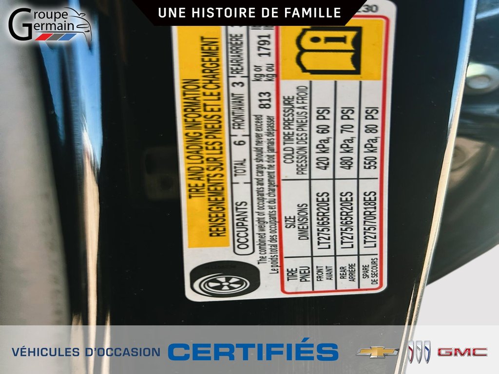 2024 Chevrolet Silverado 2500 in St-Raymond, Quebec - 28 - w1024h768px