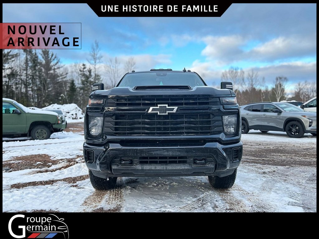 2024 Chevrolet Silverado 2500 à St-Raymond, Québec - 4 - w1024h768px