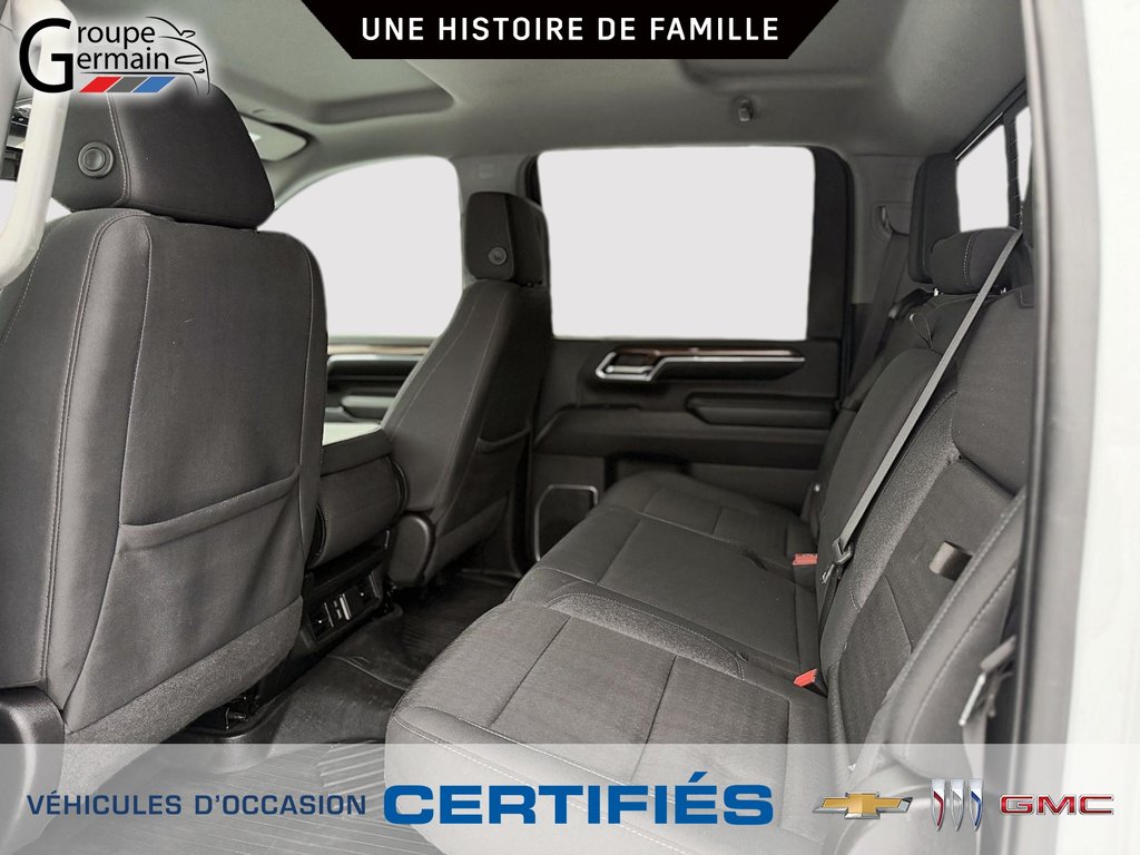 2024 Chevrolet Silverado 2500 in St-Raymond, Quebec - 24 - w1024h768px